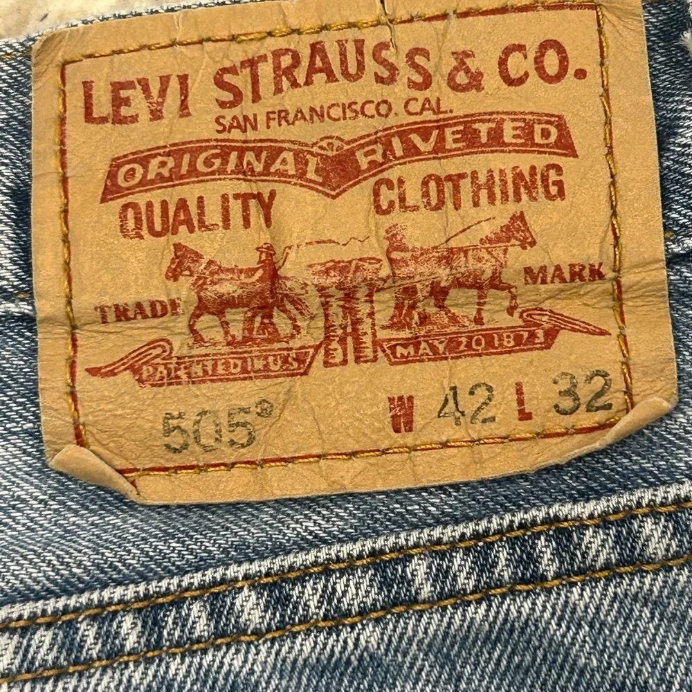 Levi's‎ 505 VTG Men's Regular Fit Straight Leg Light Wash Blue Jeans 42/32